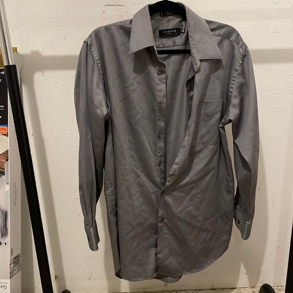 Mens dress shirt (will iron for shipping)
